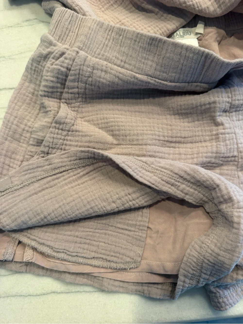 Barefoot Dreams Mauve 100% Cotton Crinkle Tee & Short Set-NWT - Picture 8 of 14